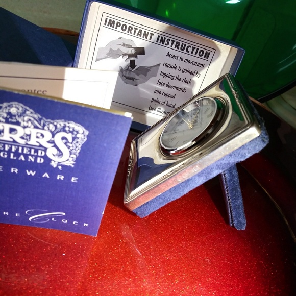 R. CARRS Vintage Sterling Silver, SHEFFIELD Clock - Picture 3 of 4